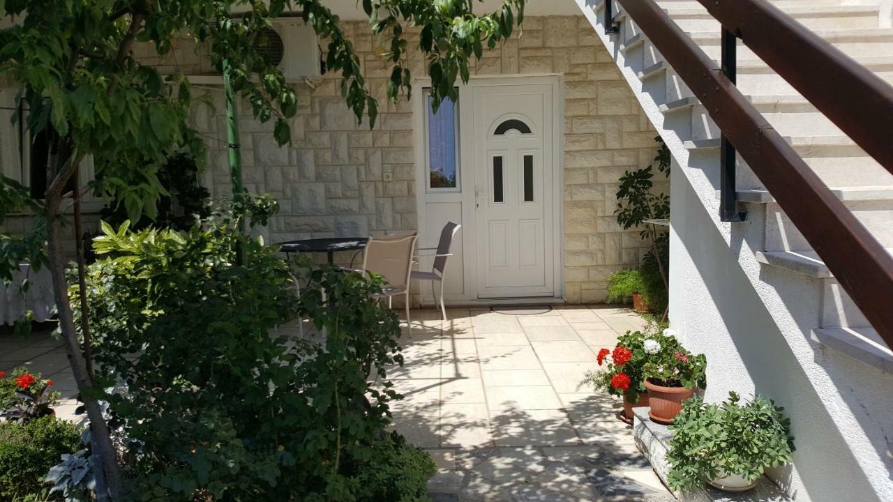 Apartment Knezevic 2 Jadranovo Kültér fotó